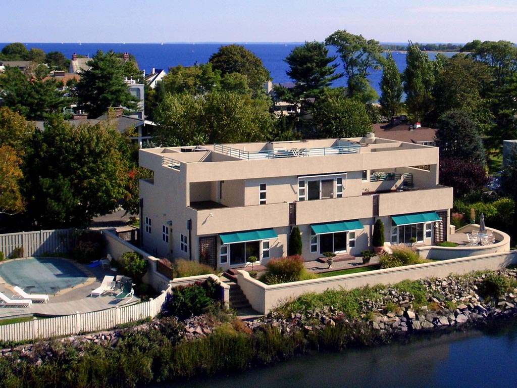 https://ryancornell.com/waterfront-ultra-modern-contemporary-masterpiece-2149000/