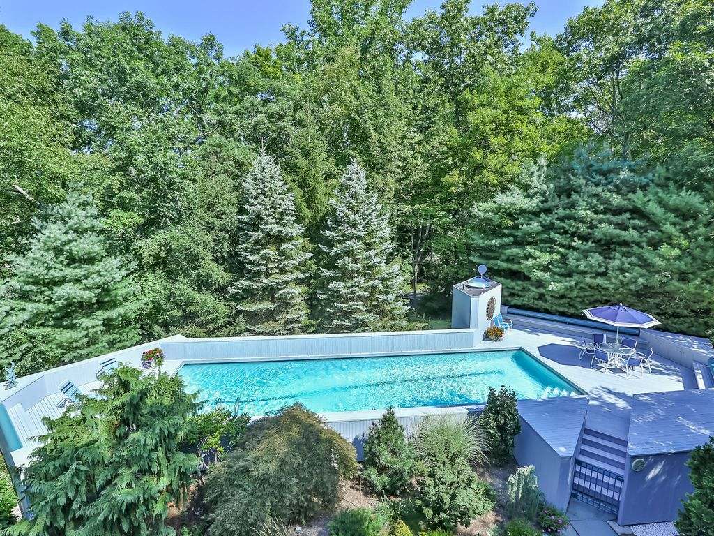https://ryancornell.com/chateau-montagne-2400000/